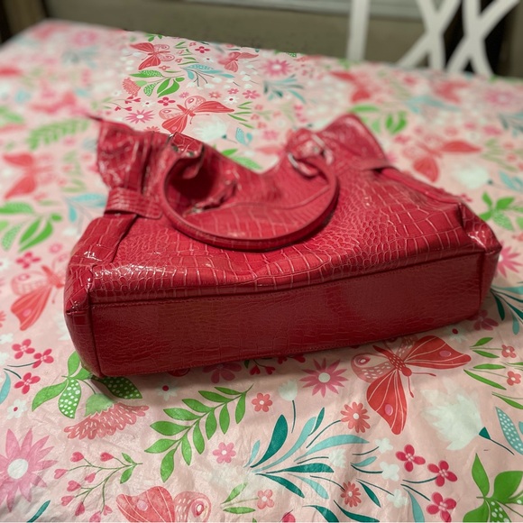 Cato pink faux croc embossed tote bag NWT zip close 11x14 in silver chain - Picture 7 of 7